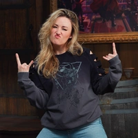 Darrington Press - Beauty of Exandria: Creation - Yasha Nydoorin Crewneck Sweatshirt - 3XL