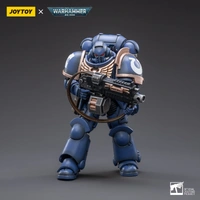 Warhammer Collectibles: 1/18 Scale Space Marines Ultramarines Outriders Brother Catonus